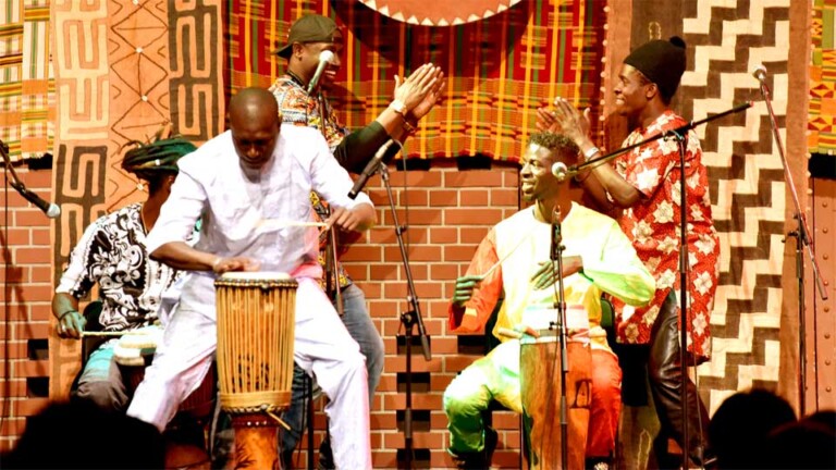 Wagane Ndiaye Rose & Sophie ker Gi 紹介写真-002