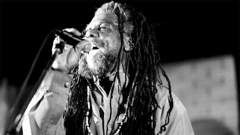 Macka Ruffin & Macka Roots Band 紹介写真-006