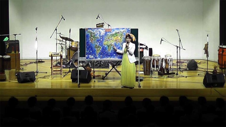 Mari TAMTAM MC写真-002